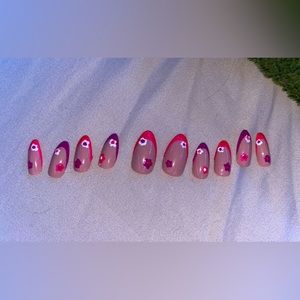 Press on nails